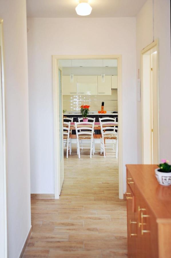 Apartmani Anita Medulin Exterior foto